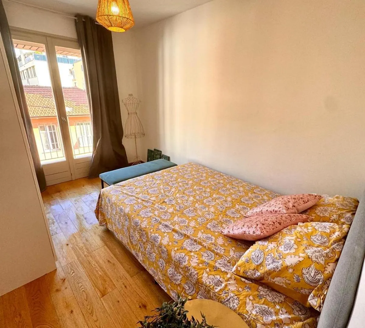 Nice Cosy Appartement, Tram 3 Mn 0*,  צרפת